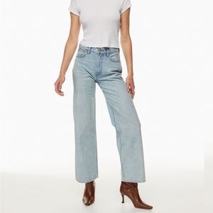 NWT Denim Forum Farrah Jeans